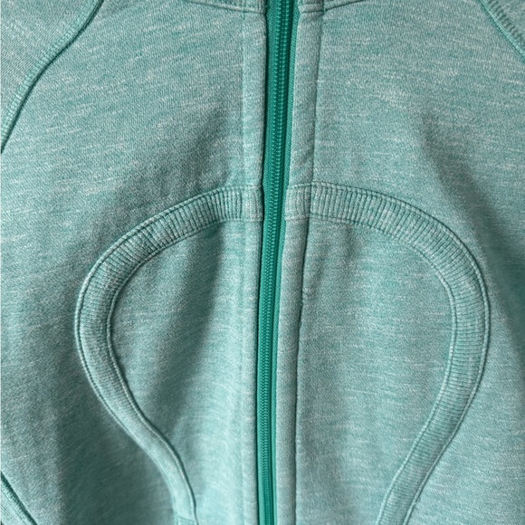 Lululemon Scuba Sweater - Picture 2 of 8